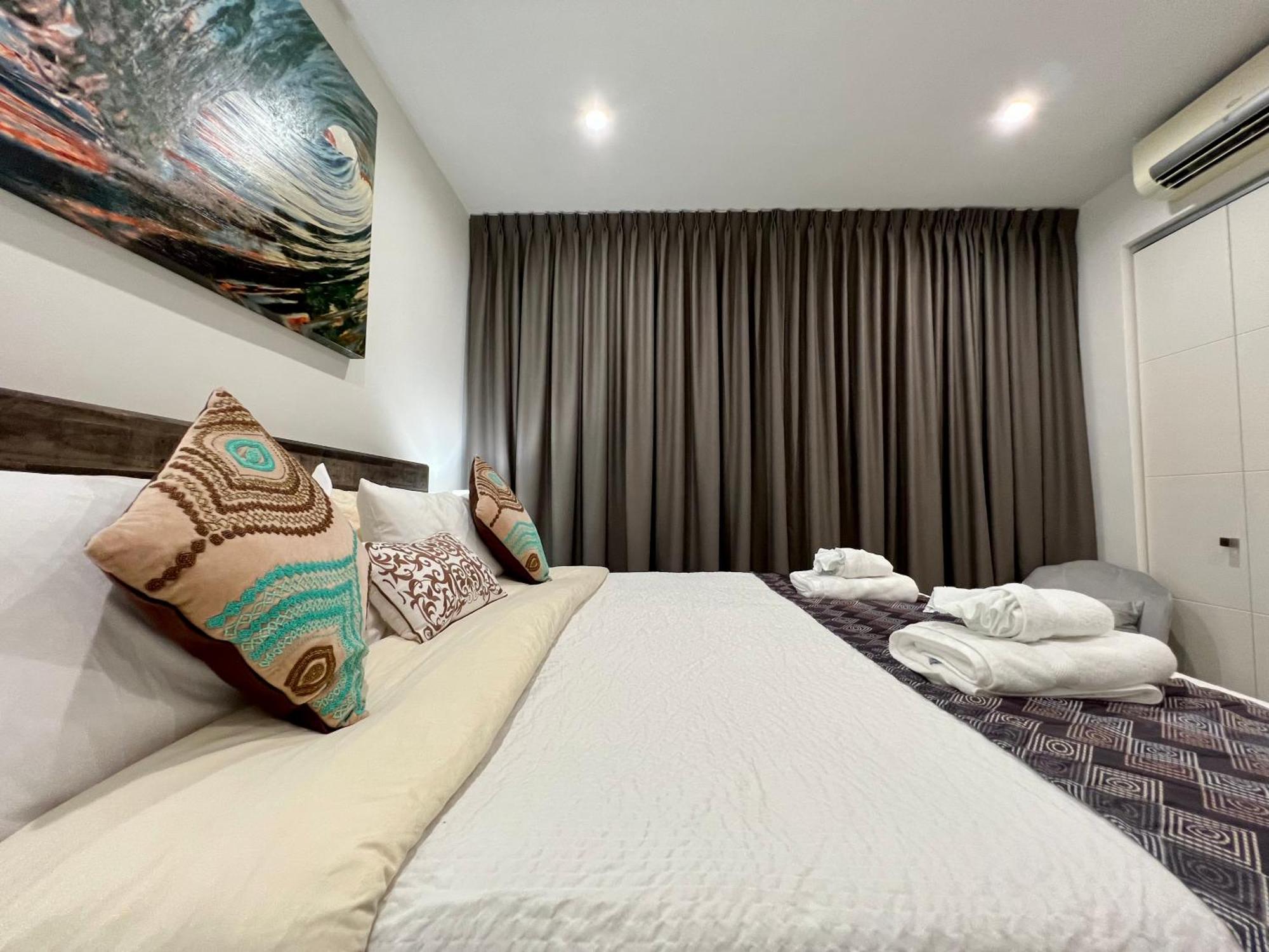 The Cove - Condo Hotel - Palm Beach Strip Номер фото